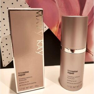 TimeWise Repair Revealing Radiance Facial Peel